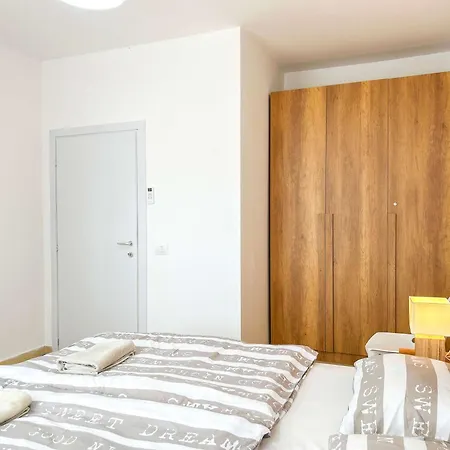 Apartment Vacation 840 Durres